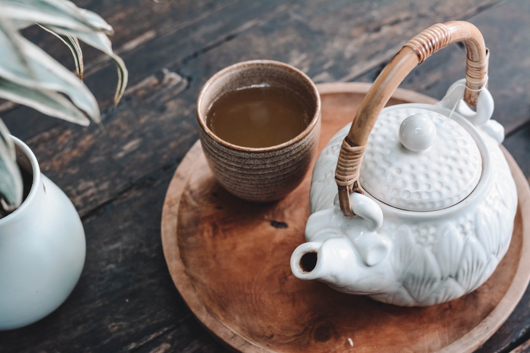 Popularne typy herbat, które warto posiadać w swoim domu